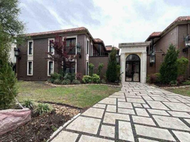 Condo for sale in Dallas, Texas