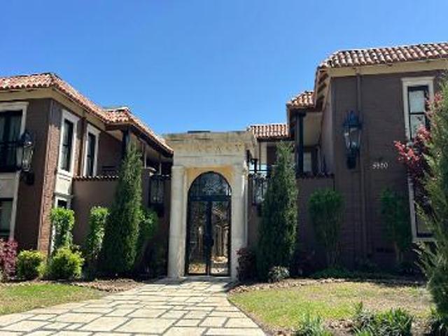 Condo for sale in Dallas