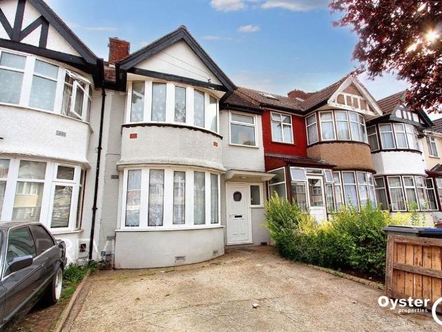 House for rent in Kingsbury, Greater London