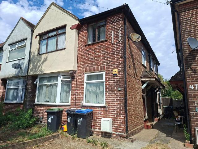 Apartment for rent in Ponders End, Greater London
