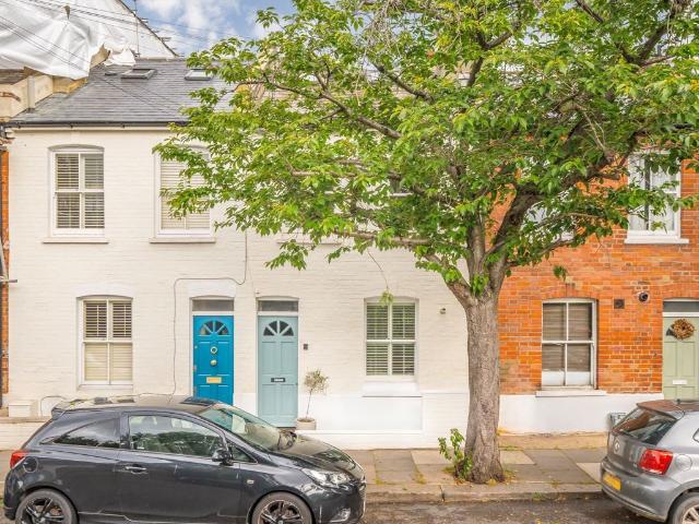 House for rent in Sands End, Greater London