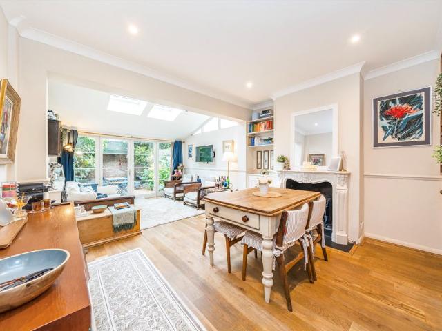 House for rent in Sands End, Greater London