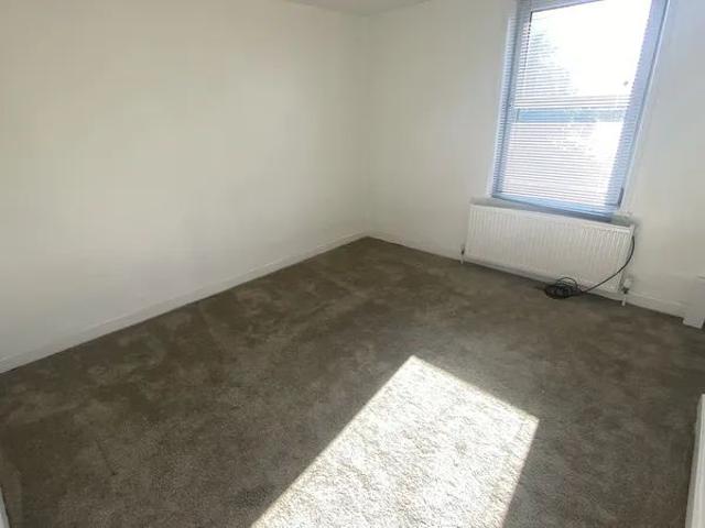 House for rent in Allington, Midway