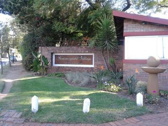 Townhouse for sale in Sandton, Gauteng