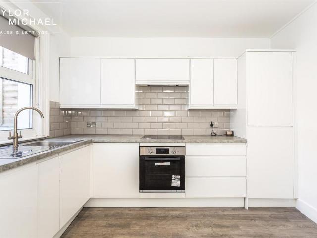 Apartment for rent in Queen's Park, Brighton & Hove