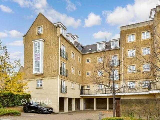Apartment for rent in Worcester Park Estate, Dartford