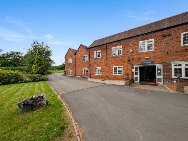 Room for rent in Brownshill Green, Coventry