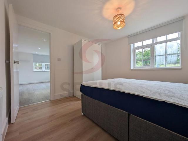 Room for rent in Whitmore Park, West Midlands