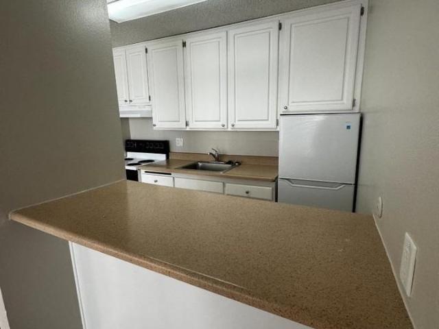 Apartment for rent in Oceanside, California