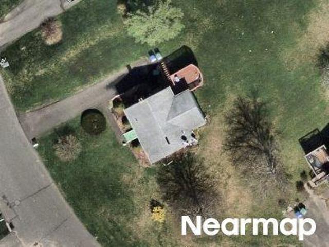 House for sale in Bloomfield, Connecticut
