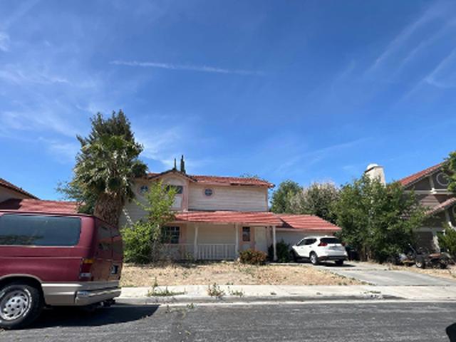 House for sale in Palmdale, California