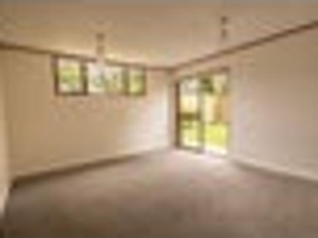 Apartment for rent in Balmoral