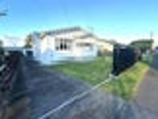 House for rent in Saint Lukes, Albert-Eden