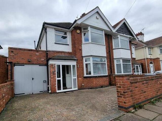 House for sale in Pinfold, Leicestershire
