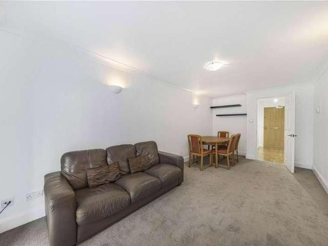 Apartment for rent in King & Queen Wharf, Greater London