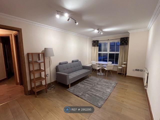 Apartment for rent in Norbiton, Greater London