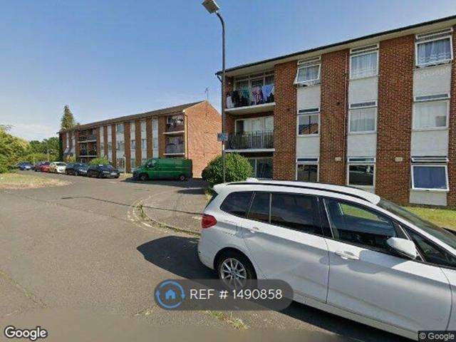 Apartment for rent in Slough