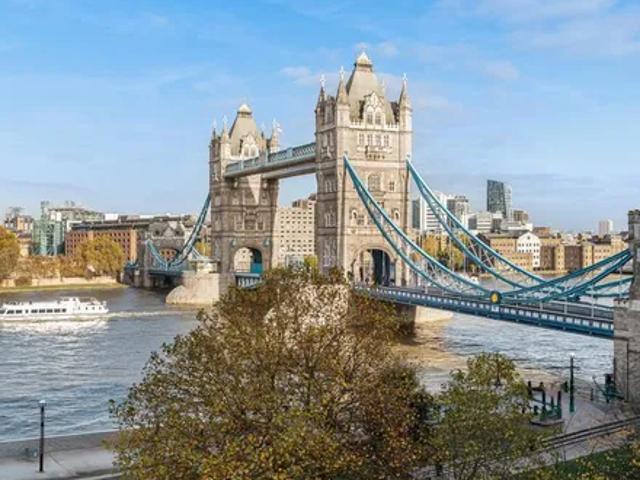 Apartment for rent in The Borough, Greater London