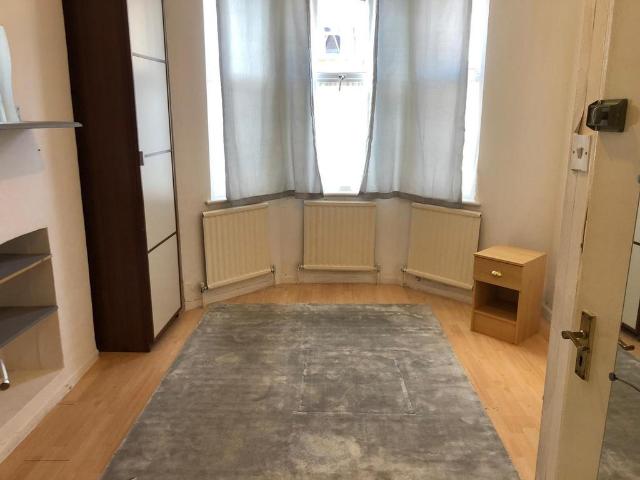 House for rent in Dollis Hill, Greater London