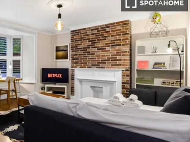 Apartment for rent in Shacklewell, Greater London