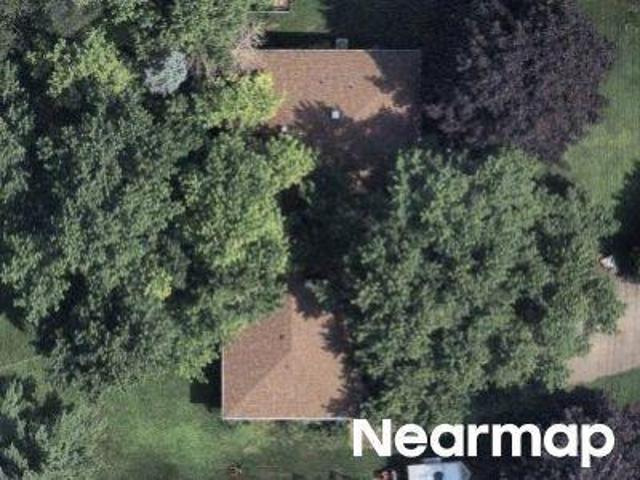 House for sale in Mchenry, Illinois