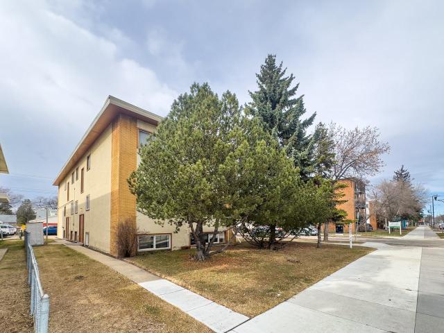 Apartment for rent in Wedgewood, Alberta