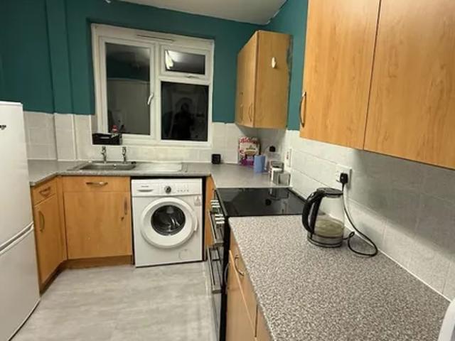 House for rent in Balls Hill, Hill Top