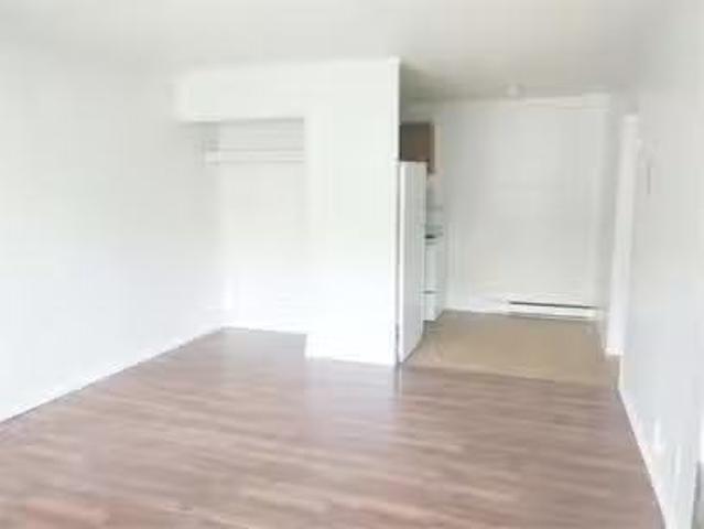 Condo for rent in York
