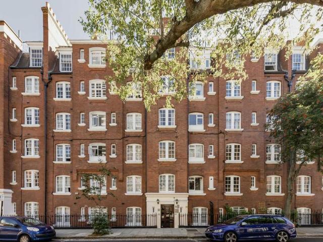 House for rent in Saint Pancras, Greater London