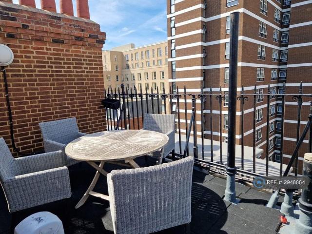 Apartment for rent in Saint Pancras, Greater London