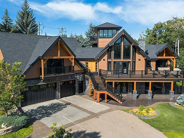 House for sale in Edmonton