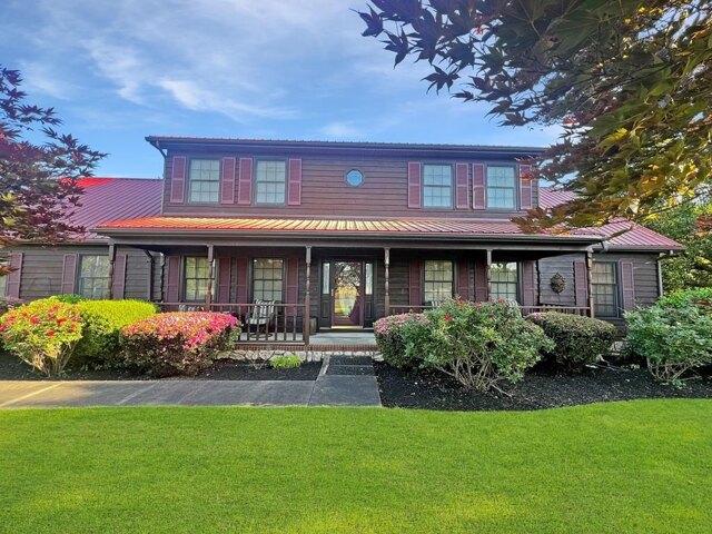 House for sale in Dry Fork