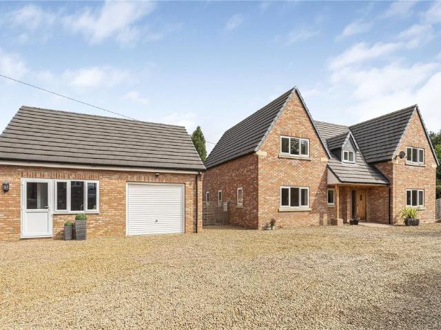 House for rent in Moulton