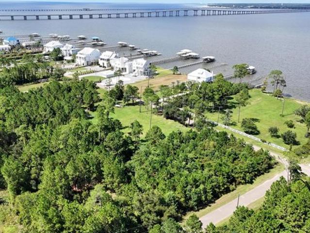 Land for sale in Pass Christian, Mississippi
