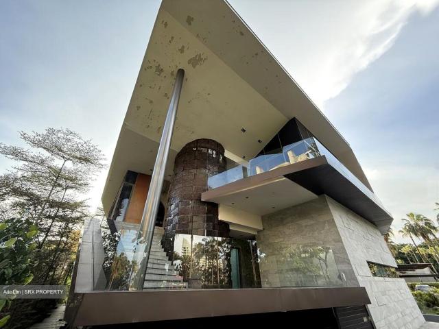 Detached House for sale