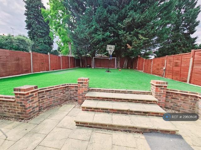 House for rent in Ramsden, Greater London