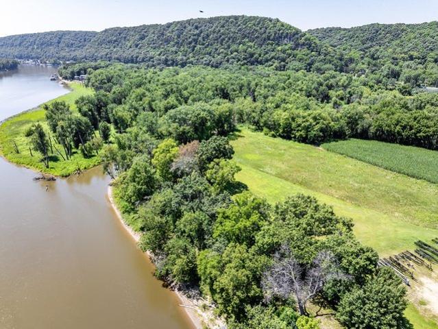 Land for sale in Iowa