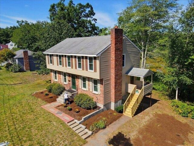 House for sale in Ayer, Middlesex County