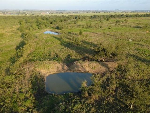 Land for sale in Rogers, Texas