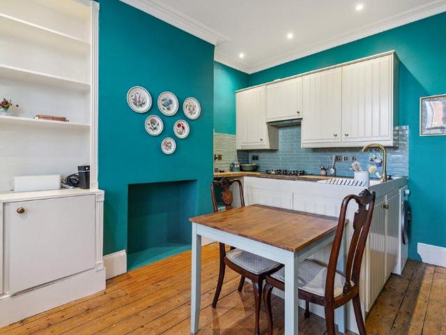 House for rent in London Borough of Richmond upon Thames, Greater London