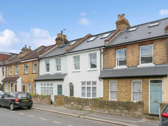 House for rent in London Borough of Richmond upon Thames, Greater London