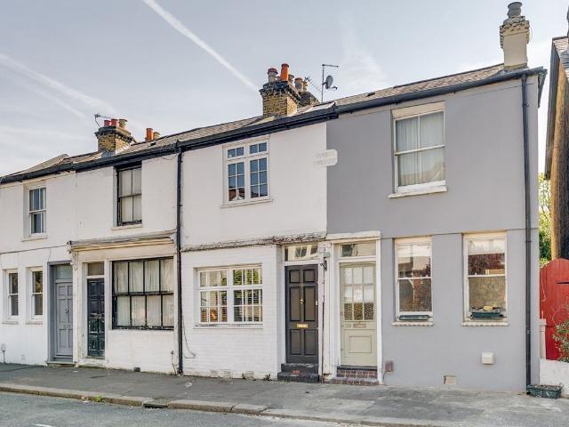 House for rent in Kew, Greater London