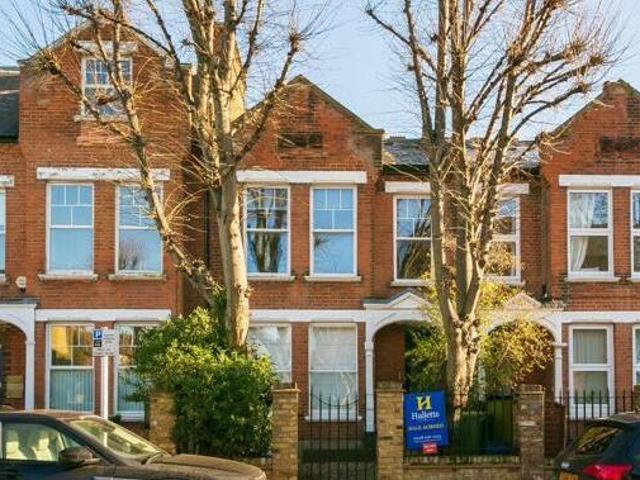 House for rent in Brentford End, Greater London