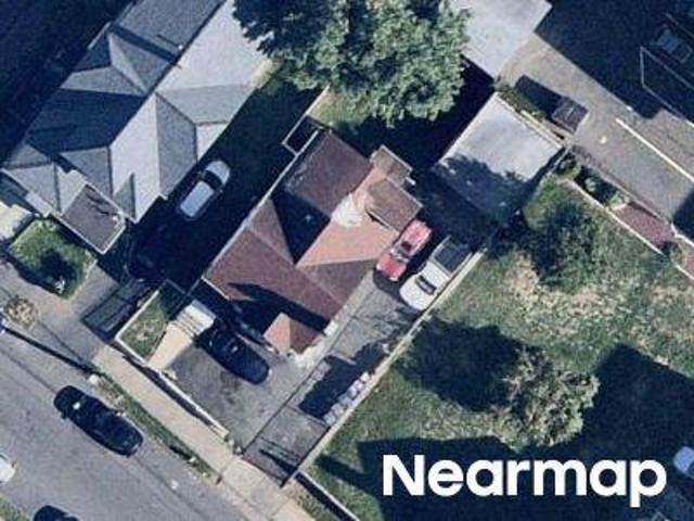 House for sale in Bridgeport, Connecticut