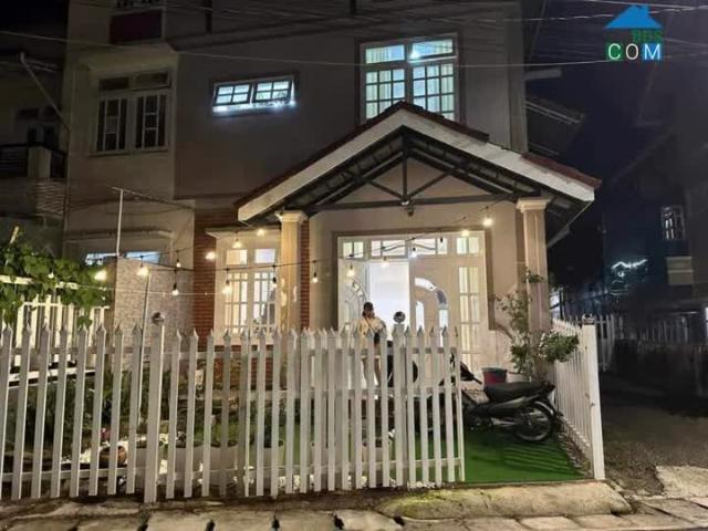 Nhà cho thuê