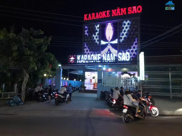 Nhà mặt phố bán