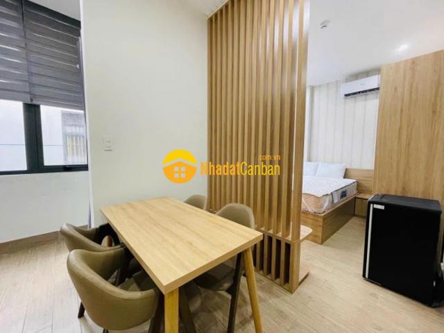 Nhà mặt phố bán
