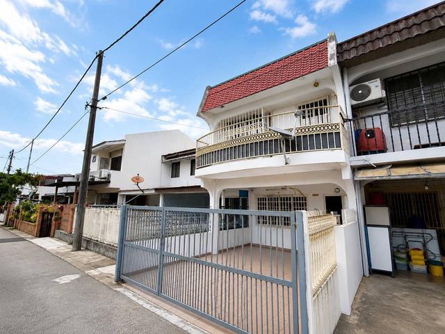 Terraced House for sale in Langat, Selangor