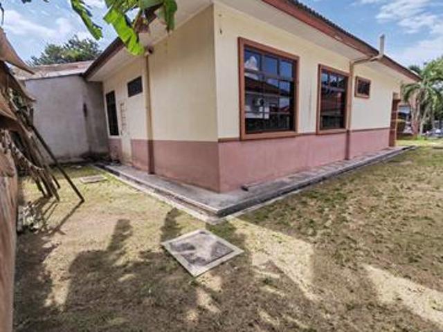 Residential House for sale in Lunas, Kulim