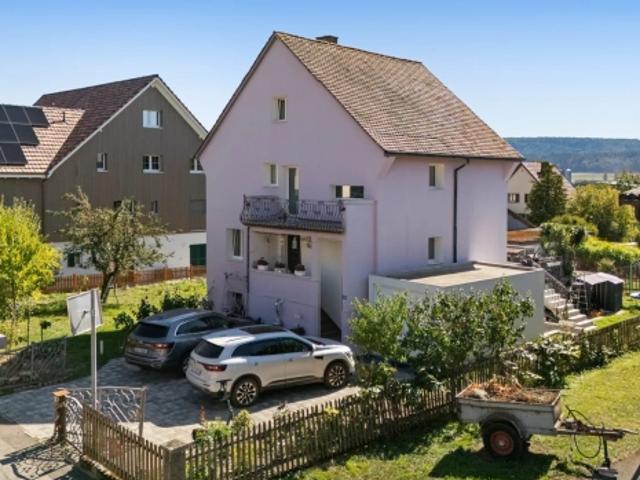 Einfamilienhaus kaufen in Hallau, Bezirk Unterklettgau